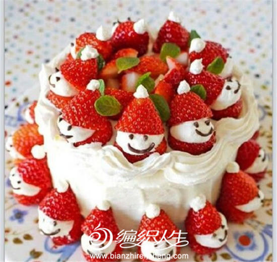 圣诞草莓水果蛋糕