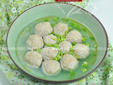 【轉載】【美食廚房-冬】汆豬肉丸兒的做法(家家戶戶享團圓的菜肴)