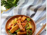 【轉(zhuǎn)載】簡單的家常菜，米飯的殺手——蒜蓉剁椒炒豆腐