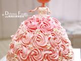 [转载]最适合小公主的生日蛋糕---芭比娃娃蛋糕