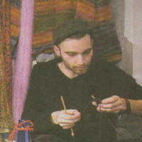 美国流行织毛衣　男人也为“织”疯狂