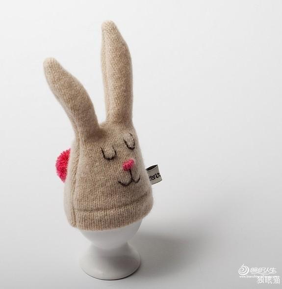 我是小朋友都爱的兔先生帽子，他们都说我很帅噢