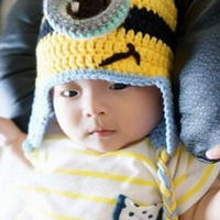 婴幼儿可爱小黄人套装 钩针编织宝宝帽与宝宝鞋