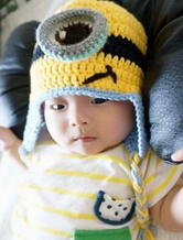 婴幼儿可爱小黄人套装 钩针编织宝宝帽与宝宝鞋