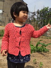 4岁女童钩针拼花长袖开衫