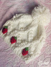 奶油草莓毛球绞花棒针毛线帽