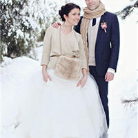 冬季婚礼时尚针织暖搭配 要风度也要温度