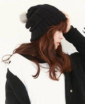 2011时尚流行女式针织帽搭配图片