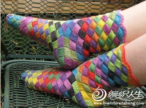 五彩缤纷的多色袜子编织步骤