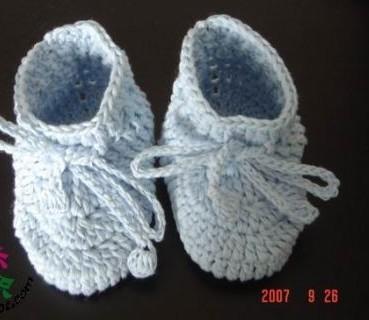 毛线编织  漂亮的宝宝鞋教程