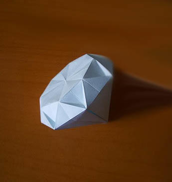 编织资讯 手工diy 手工折纸钻石的方法教程     钻石折纸效果图