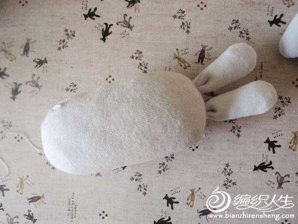 教你DIY可爱的布艺监狱兔