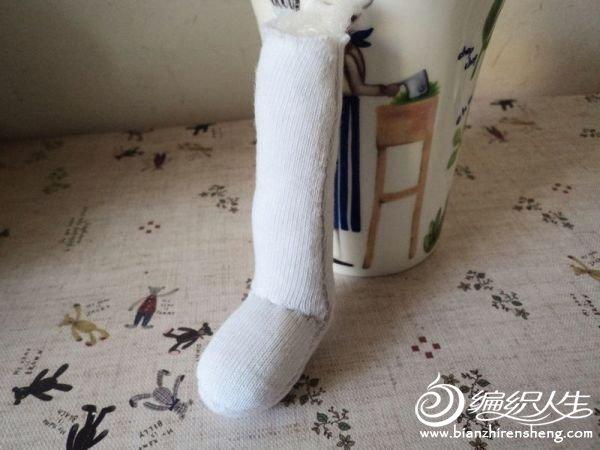 教你DIY可爱的布艺监狱兔