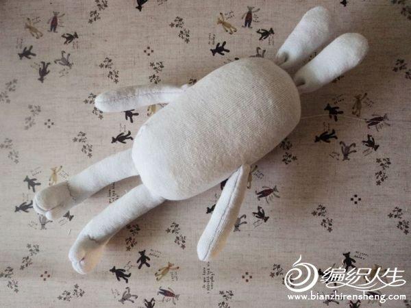 教你DIY可爱的布艺监狱兔