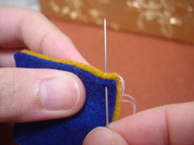 手工布艺之毛边缝针法的教程