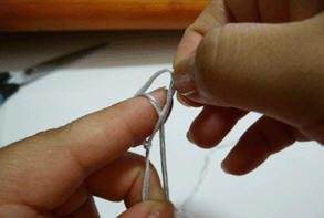 手工DIY 用线编手绳的方法 步骤