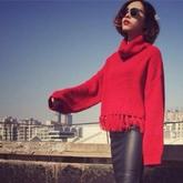 13款风格独特毛衣款式 新年时尚红毛衣款式与搭配(2)