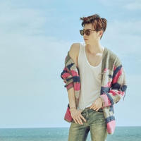 7月20日首播韩剧中的时尚钩编毯 男主欧巴撩人毛衣外套秀