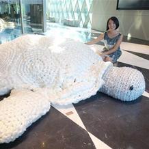 旅澳艺术家塑料袋钩织大乌龟呼吁环保