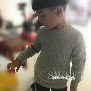 簡單實用男童棒針圓領毛衣