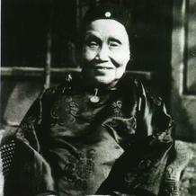 或许她是中国最早学会毛线编织的女性之一 曾国藩小女儿曾纪芬
