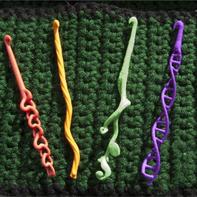 这些是被打印出来的编织工具