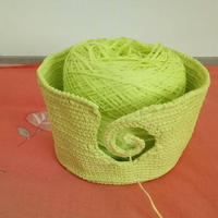 用毛线编织及织物定型方法组合而成的创意毛线碗