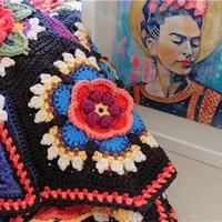 色彩丰富风格迥异钩针毛线毯  英国编织设计师​Jane Crow作品欣赏