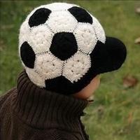 一款很漂亮的足球帽 儿童钩针有檐帽子编织教程