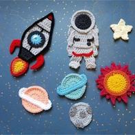 用手工编织打造星辰，编织人对浩瀚太空拥有同样沸腾的着迷