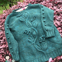 蔓绿绒 浮雕效果的叶子花女士棒针套头毛衣