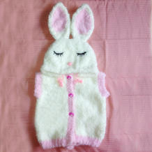 珊瑚绒编织可爱儿童棒针兔宝宝马甲