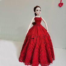 娃娃钩织结合款红色小礼服 