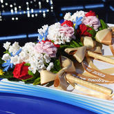 手工编织最特别的出圈 北京冬奥颁奖花束采用毛线钩花