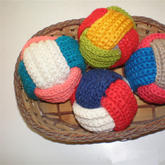 超级简单的三色毛线编织球 可以做玩具还可以做扣子
