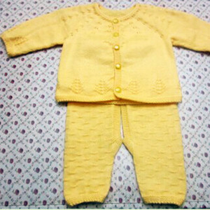 黄芽 宝宝棒针圆肩开衫与开裆裤套装编织方法