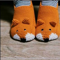 简单可爱狐狸造型钩针地板袜