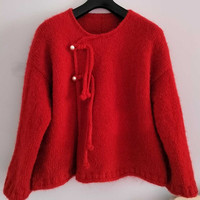 新中式风格过年大红战袍 女士棒针盘扣偏襟毛衣