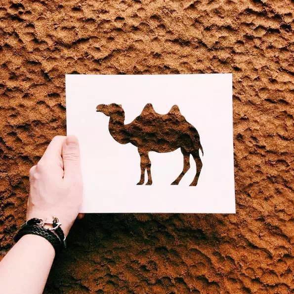 骆驼队剪纸图片